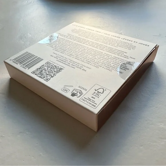 Iconic London - Lip & Cheek Cream Trio Palette (NWT) - Picture 3 of 4